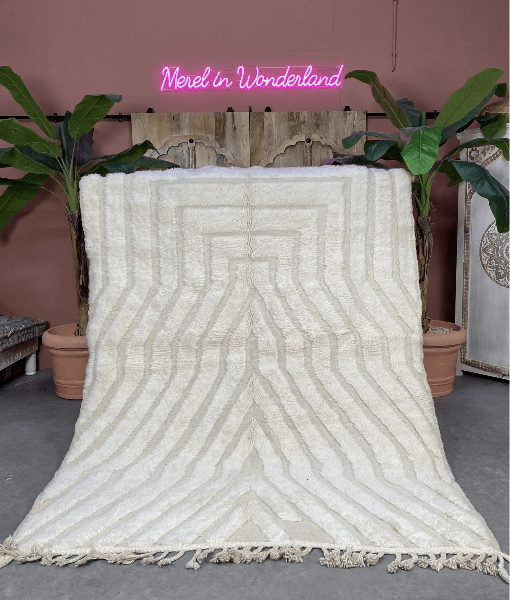 Beni Ouarain Berberteppich 246x186cm