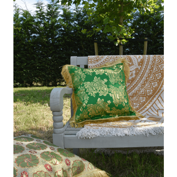 Luxuriöses Bali-Kissen - Grünes Glück