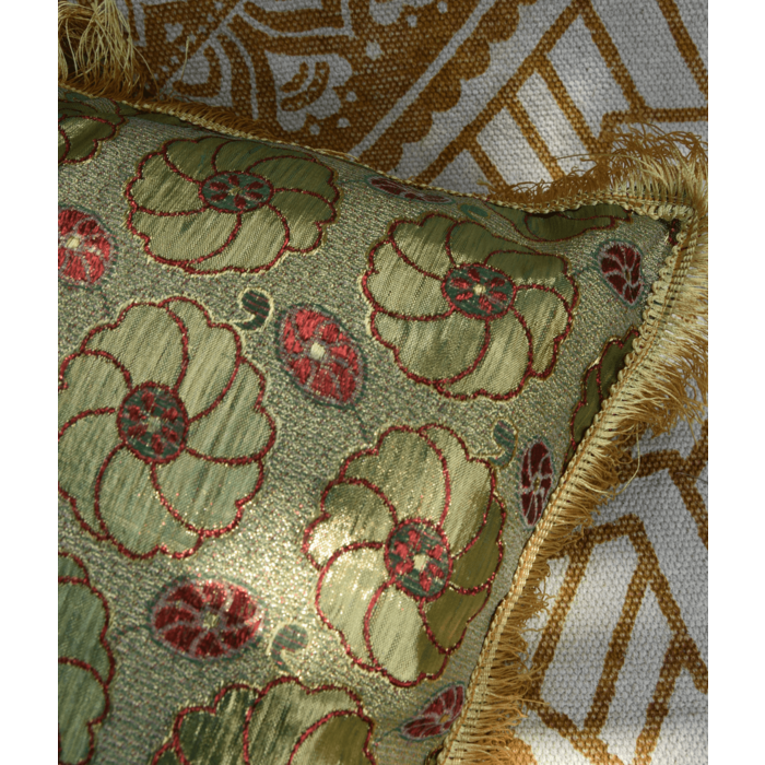 Luxuriöses Bali-Kissen - Blumenbombengrün