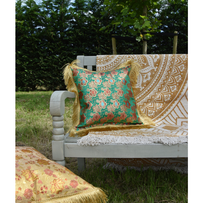 Luxuriöses Bali-Kissen - die Königin