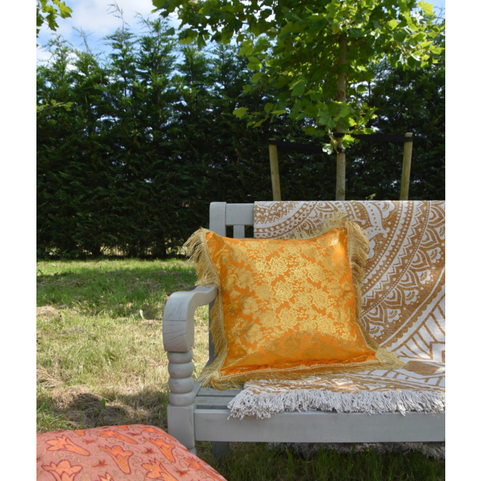 Luxuriöses Bali-Kissen - Orange Sonne