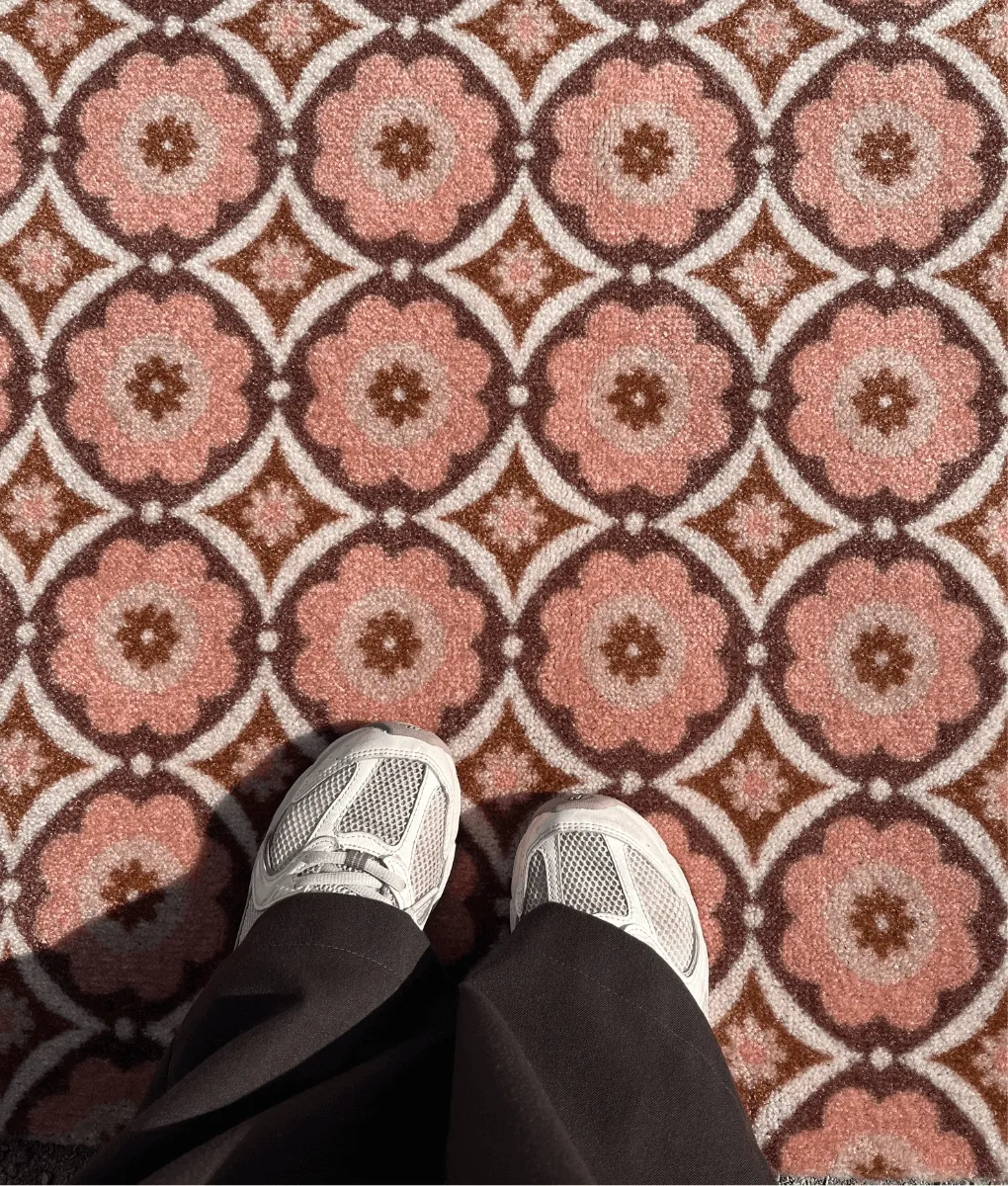 Maßgefertigte Fußmatte/Läufermatte – Mediterrane Rosa