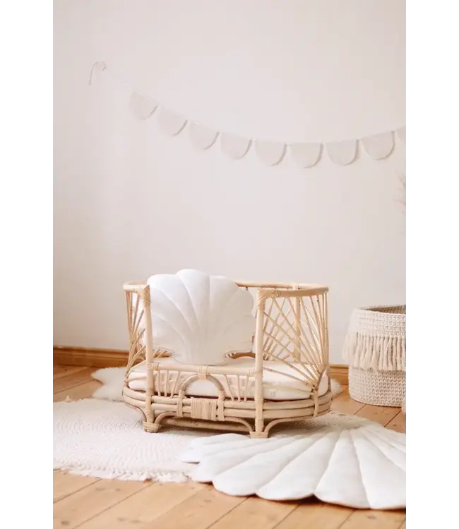 Moi Mili - White pearl velvet garland half moons