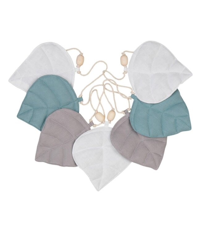 Moi Mili - Winter morning linen garland with leaves