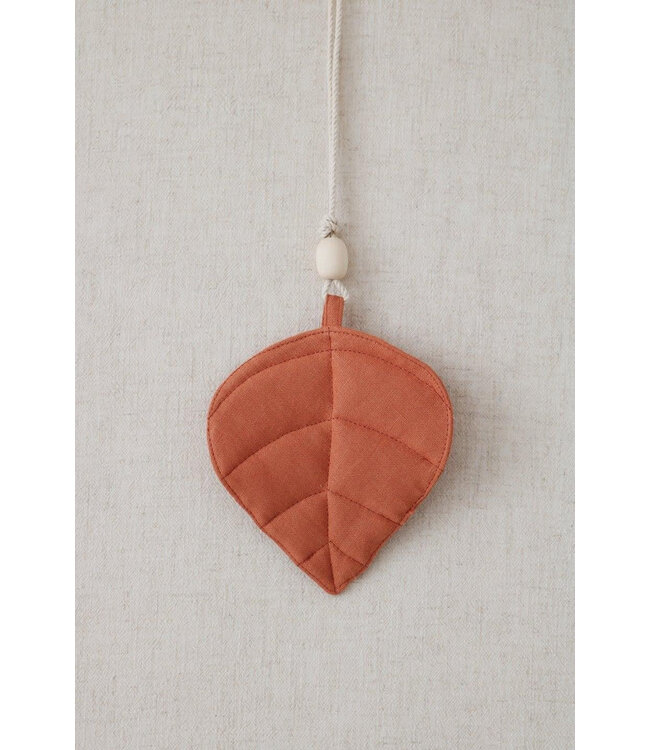 Moi Mili - Linen leaf pendant papaya