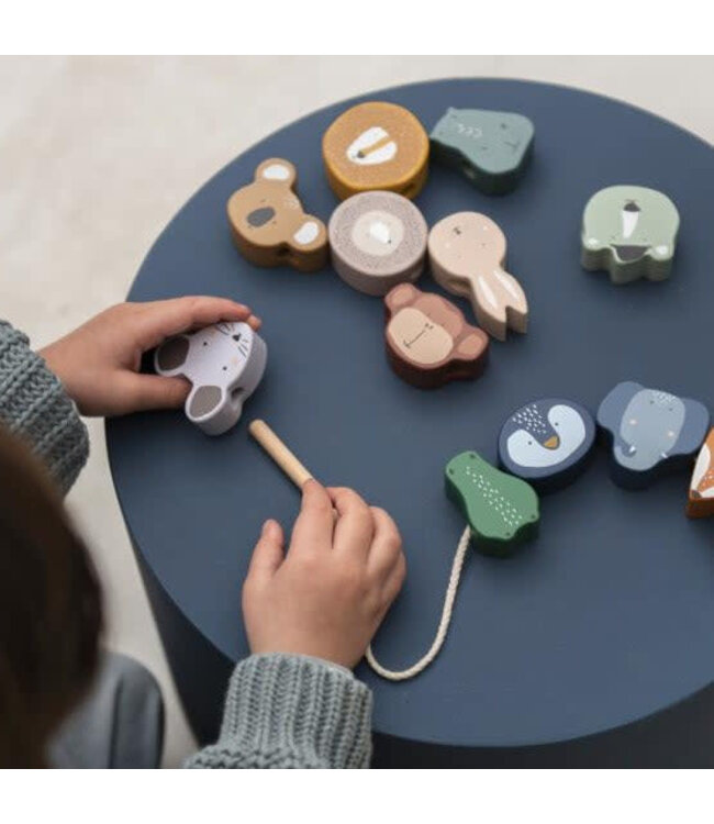 Trixie - 36-805  Wooden animal lacing beads