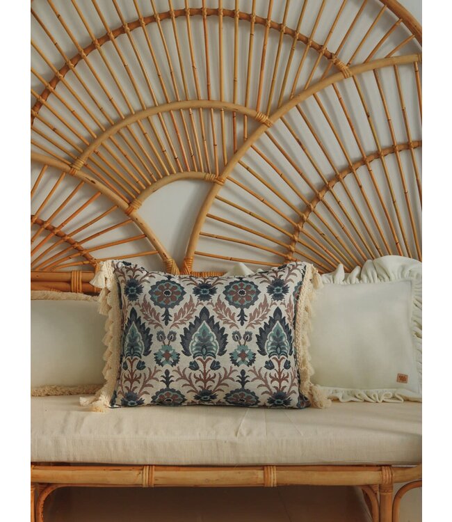 Moi Mili - Blue iris in Istanbul cushion with fringe