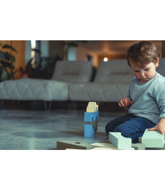 Moes play - Puzzle blocks sky