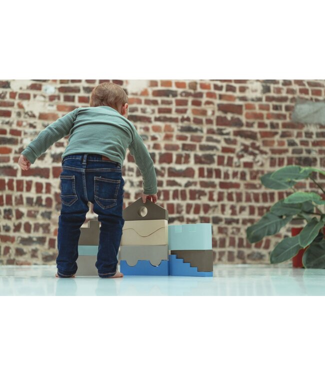 Moes play - Puzzle blocks sky