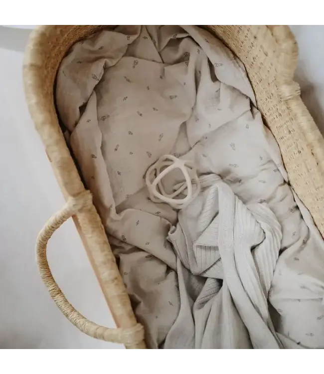 MUSHIE - TEETHER Ball - Shifting Sand