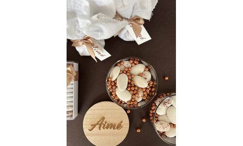 Geboortekaartjes en doopsuiker