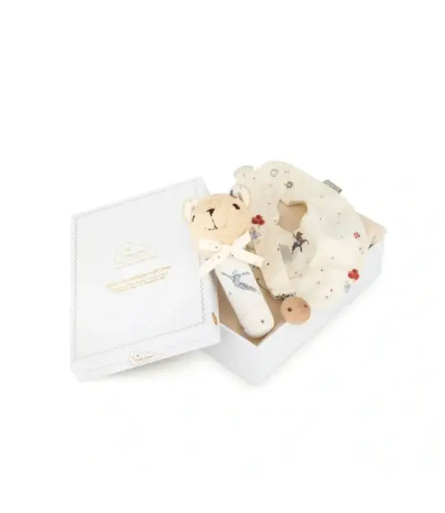 Cam Cam Copenhagen - Baby Essentials Gift Box - Carousel
