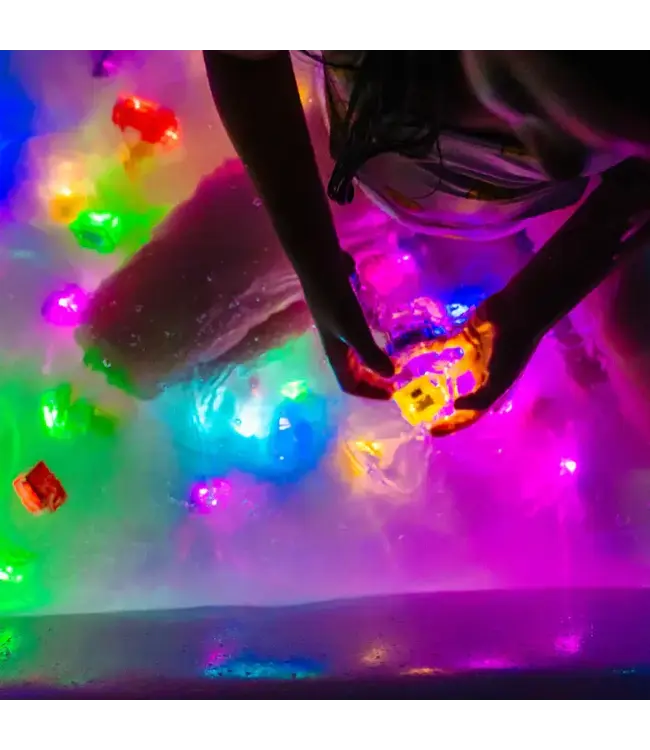 Glo Pals - light up cubes 6-pc WINTER