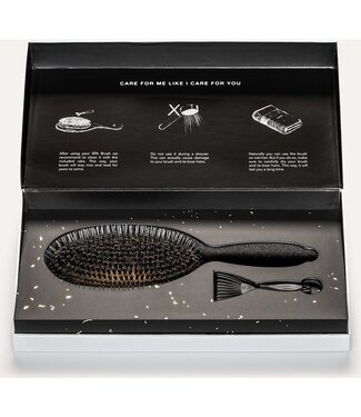 MAXPRO MOHI Black Gold Brush | Size Two