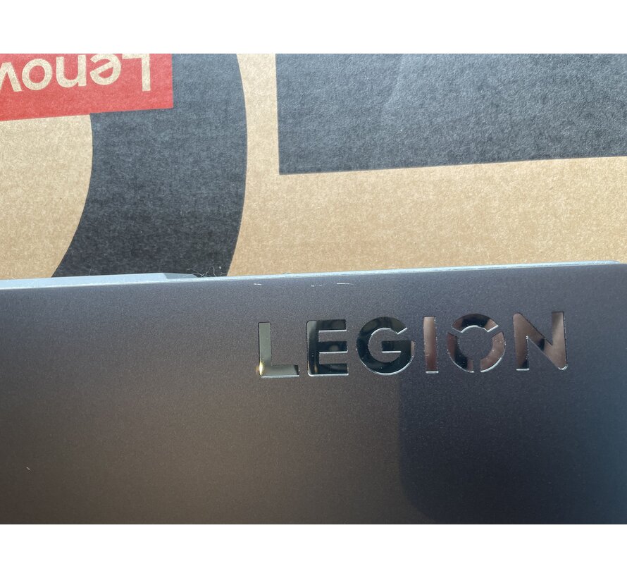 Legion Pro 5 16IRX8