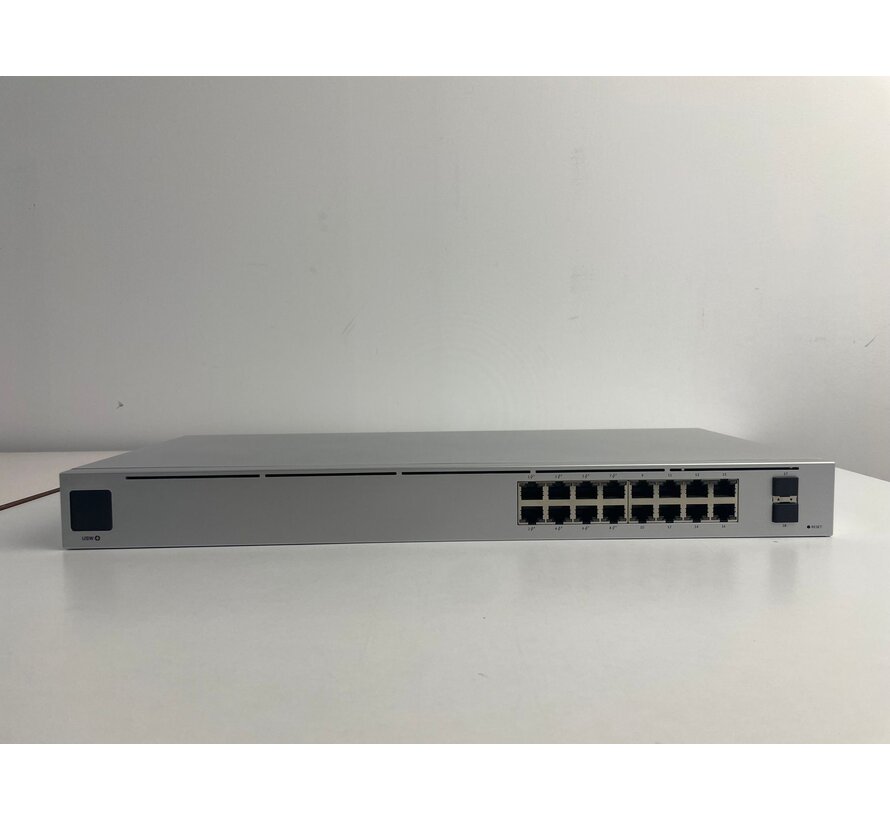 UniFi Standard 16 PoE