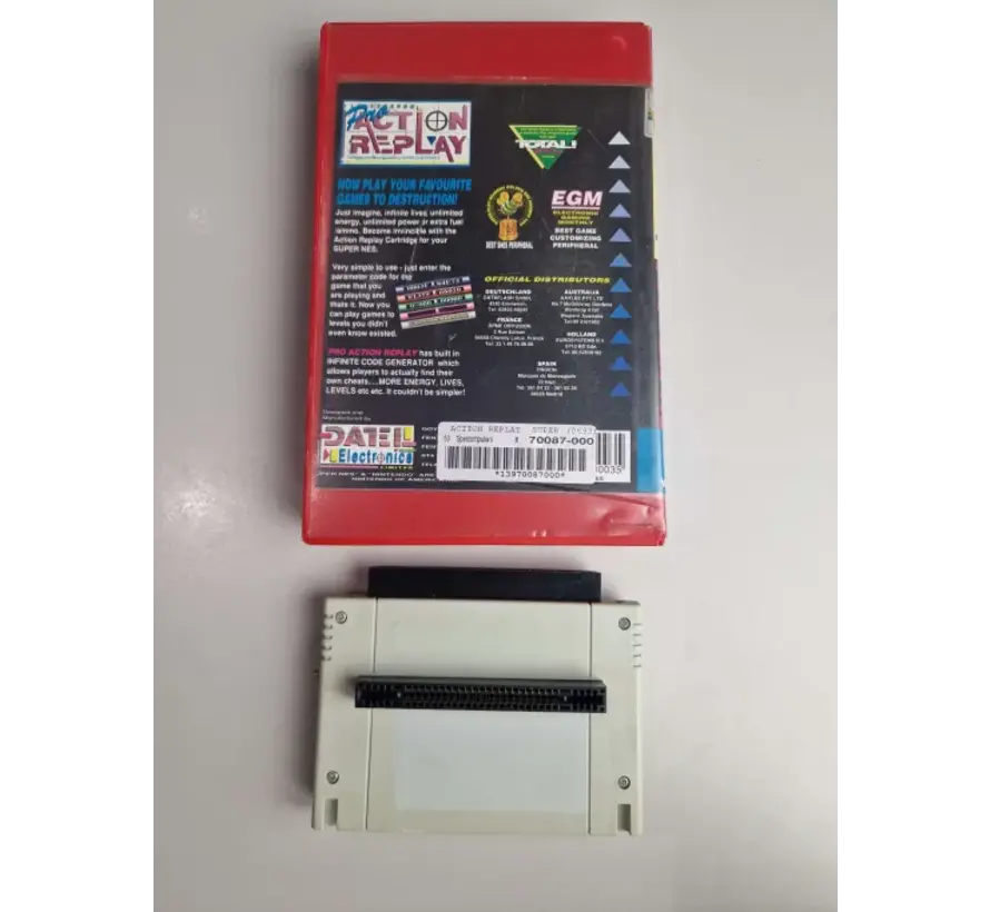 SNES - Pro Action Replay 2 - Plastic Boxed
