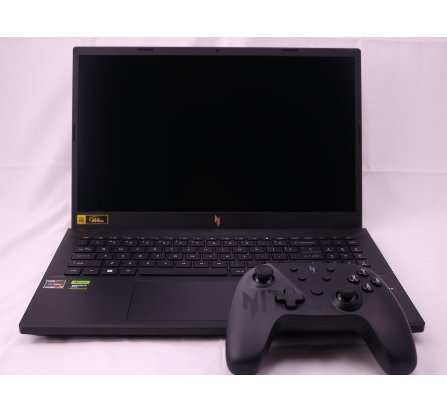 Nitro V 15 ANV15-41-R2X8 + Nitro Wireless Controller