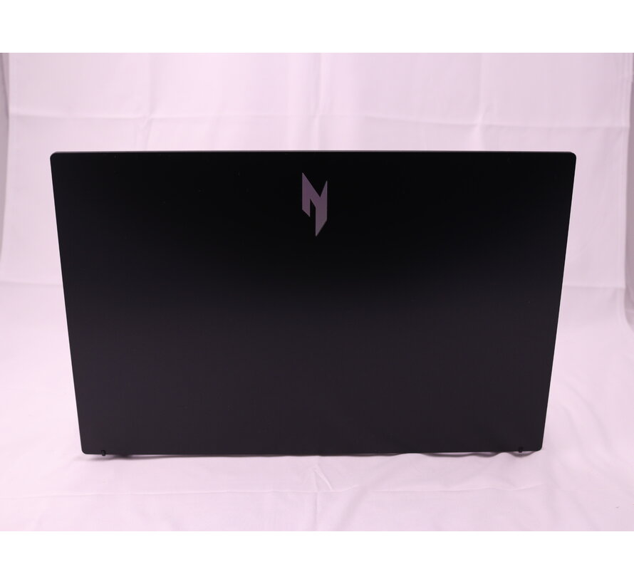 Nitro V 15 ANV15-41-R2X8 + Nitro Wireless Controller