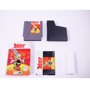 Infogrames NES - Asterix - Boxed CIB