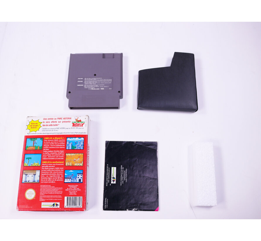 NES - Asterix - Boxed CIB