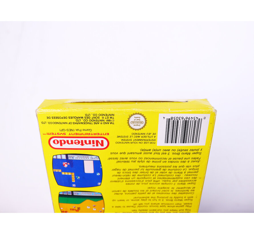 NES - Super Mario Bros 3 - Boxed CIB