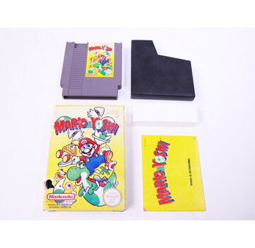 Nintendo NES - Mario & Yoshi - Boxed CIB