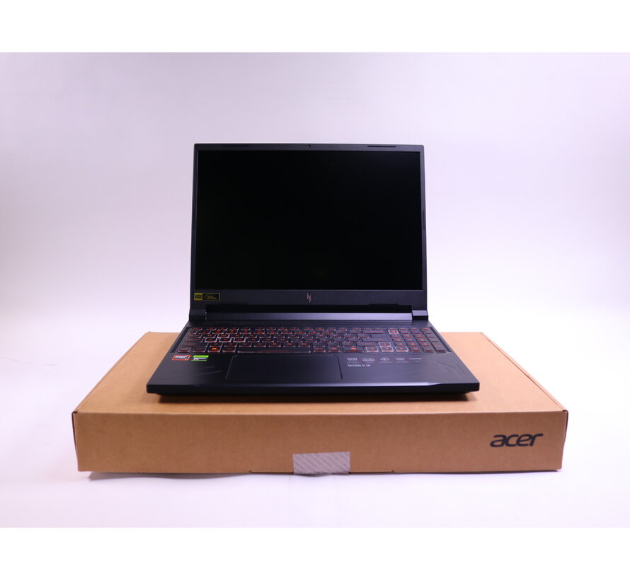 Nitro V 16 ANV16-41-R8FA