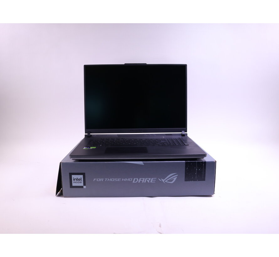 ROG Strix SCAR 18G834JZR-N6111W