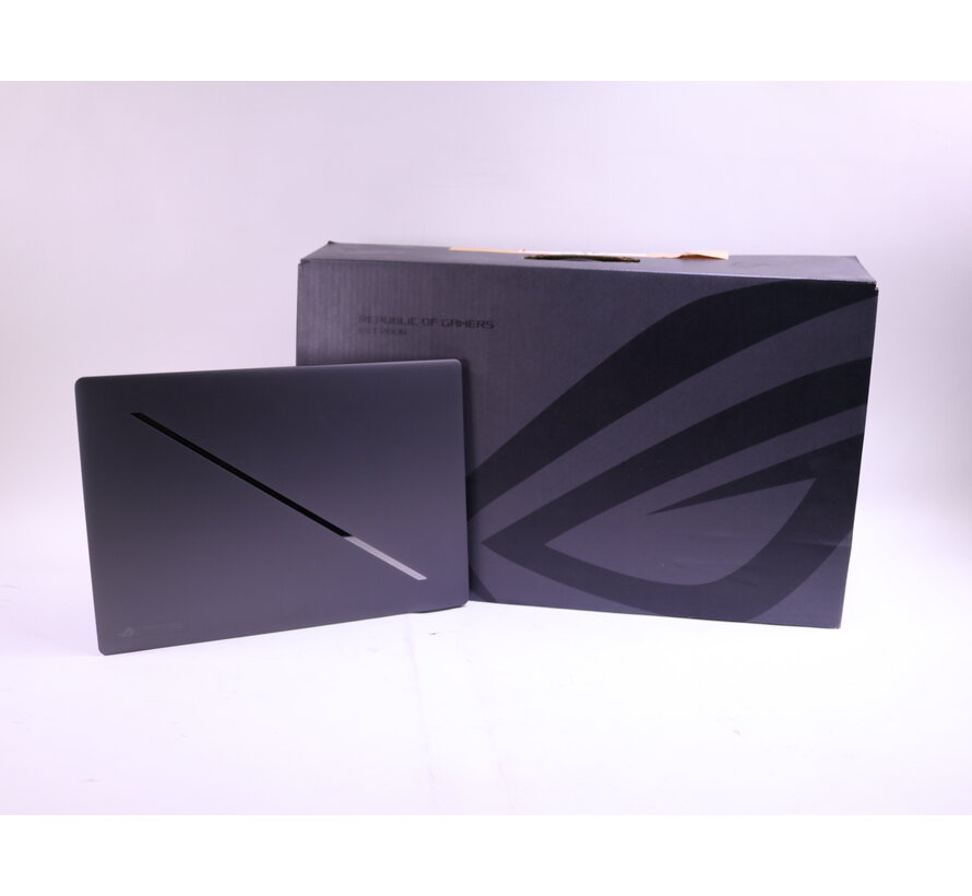 ROG Zephyrus G16 GA605WV-QP060W