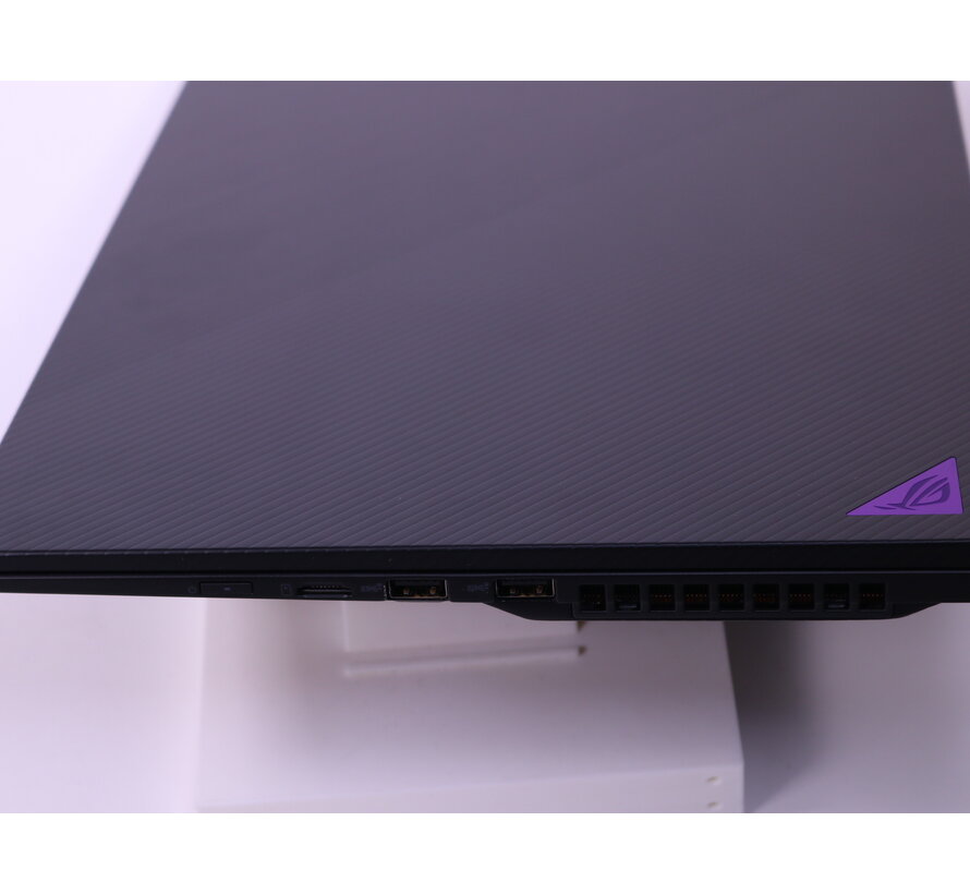 Asus ROG Flow X16 GV601VI