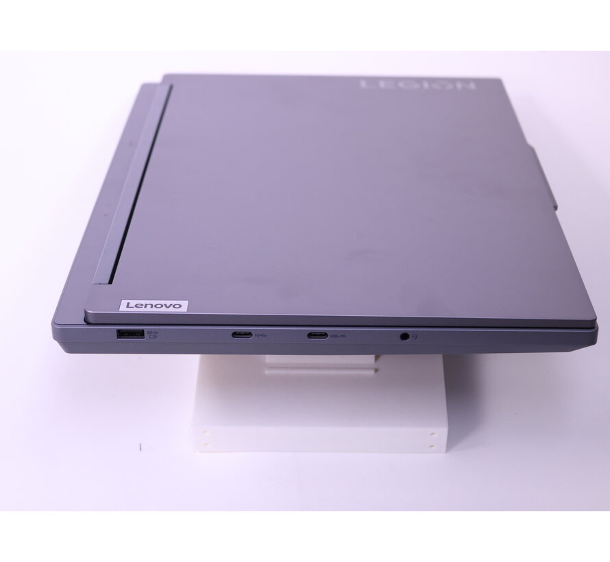 Lenovo Legion 5 16IRX9