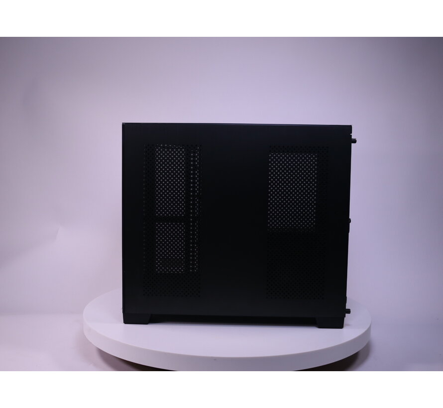 PC-O11 Dynamic Mini Zwart