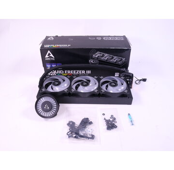 Arctic Liquid Freezer III Pro 360 A-RGB - 1