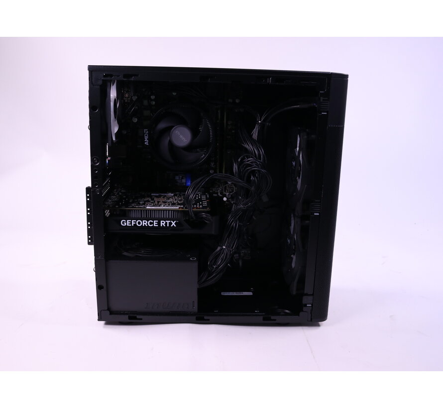 Erazer Recon E45 MD35360 Desktop PC