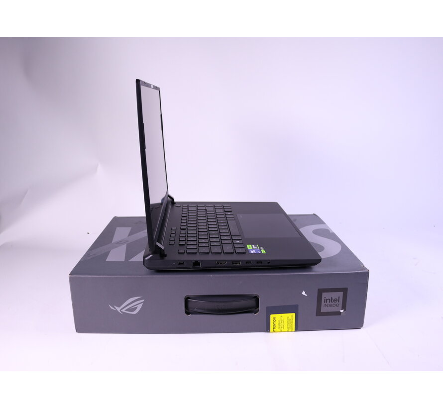 ROG Strix SCAR 16 G635LW-RW089W