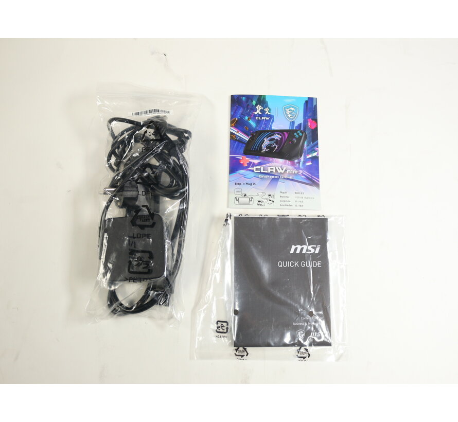 Claw - A1M (Ultra 5 135H) Zwart