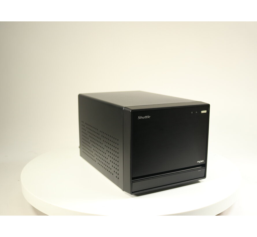 XPC cube SW580R8