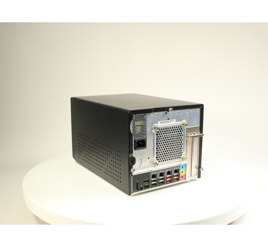 XPC cube SW580R8