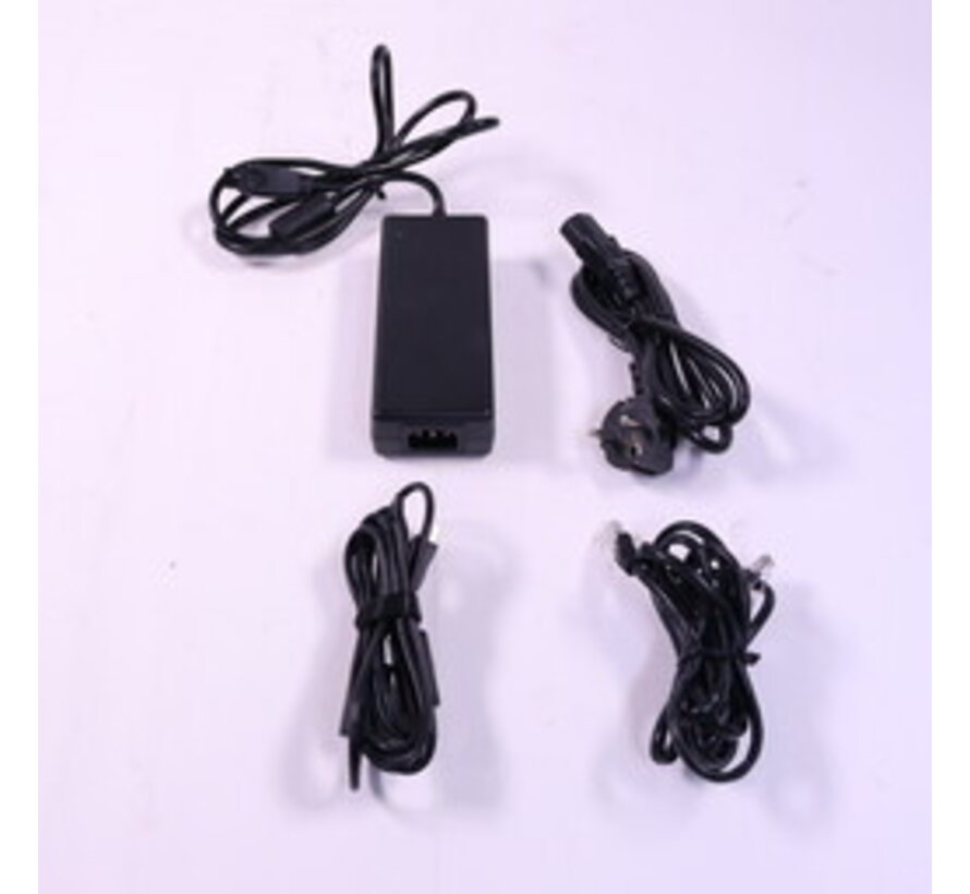 R5 Simulator Bundle Zwart