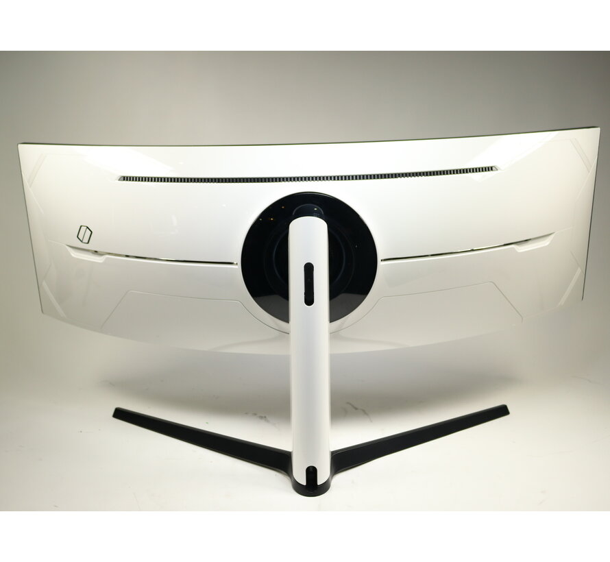 Odyssey Neo G9 (AG950NP) | 5120 x 1440 - 240hz - 1ms - VA - 49 inch