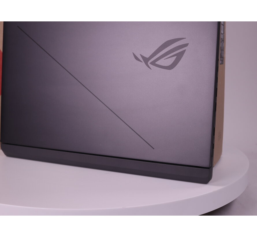 ROG Strix G18 G815LR-S9103W | Ultra 9 | 5070 Ti | 18"