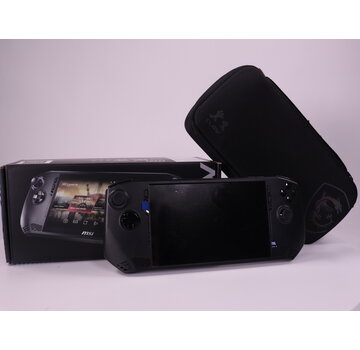 MSI Claw - A1M (Ultra 5 135H) Handheld Gaming Pc [2]