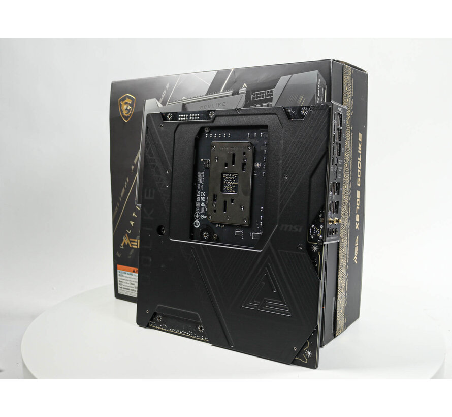 MSI MEG X870E  GODLIKE