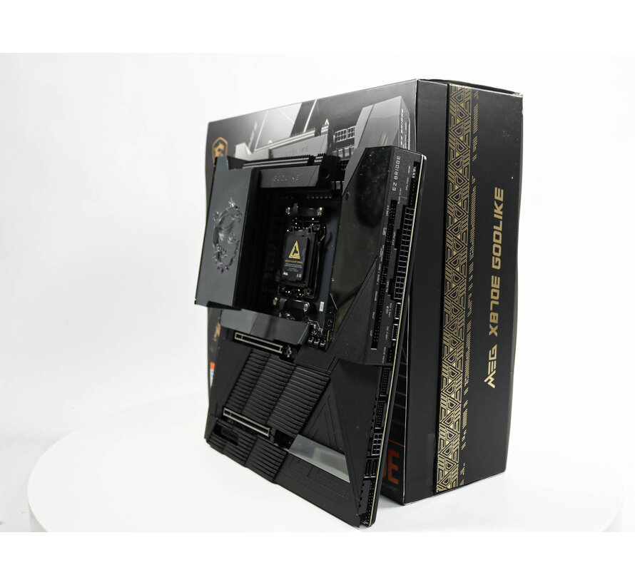 MSI MEG X870E  GODLIKE