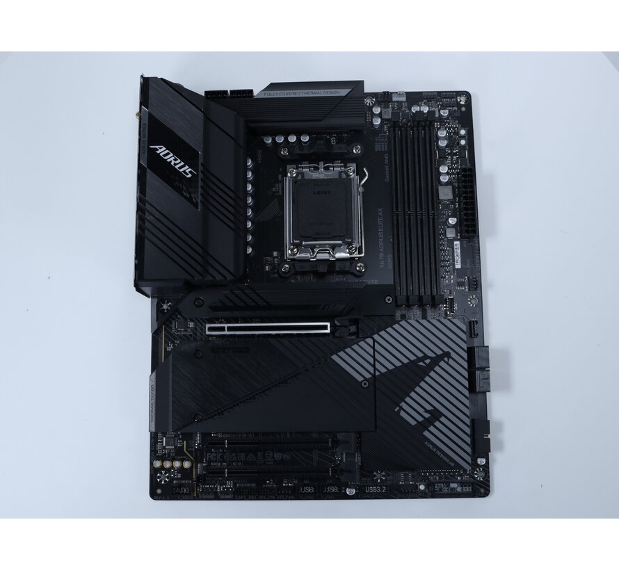Gigabyte AORUS X670 ELITE AX [tweedekansje] - Slot 2 ram  Defect