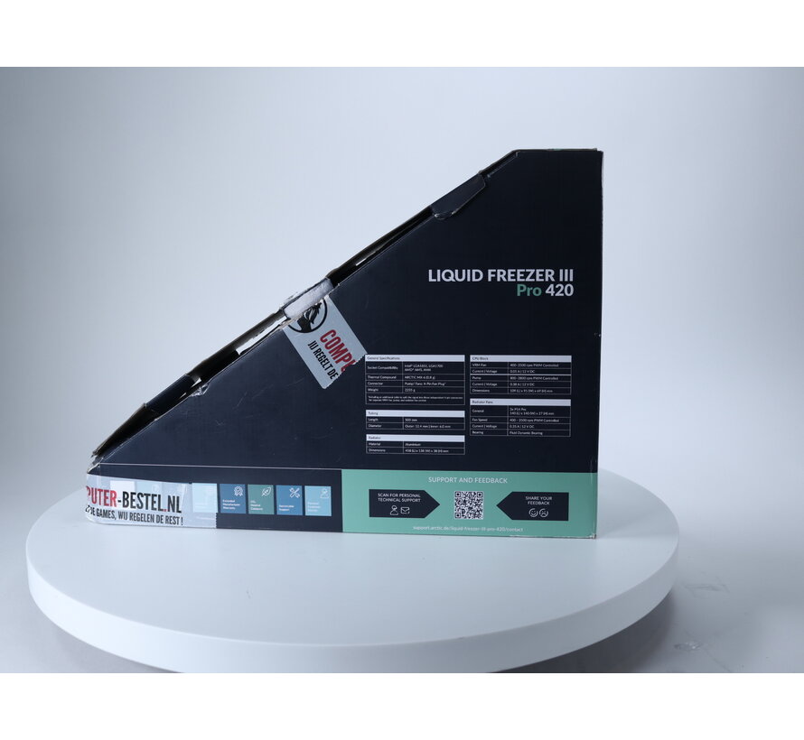 Liquid freezer III Pro 420 Zwart (Verpakking niet netjes)