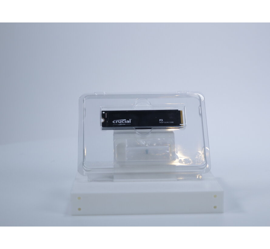 P3 1TB (CT1000P3SSD8) [Retourdeal]