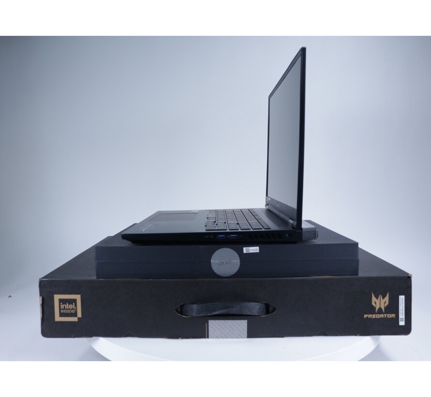 Predator Helios 18 PH18-72-97DH | 18" | Core i9 | RTX 4080