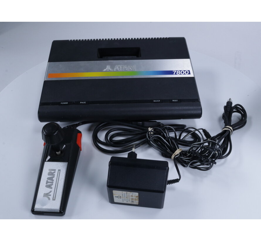 Atari 7800 Console